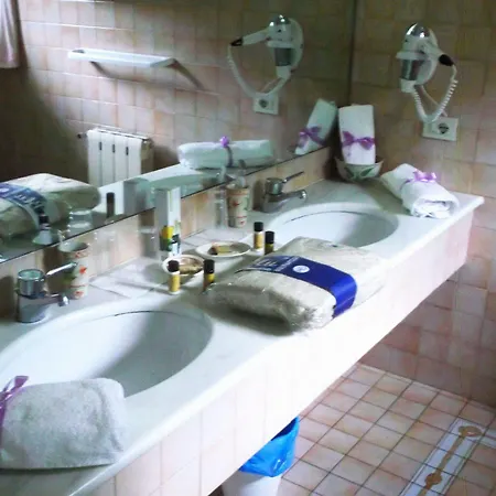 Belle Epoque - Lavillaimperiale.it Bed & Breakfast